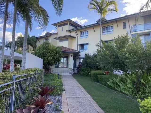 22/1 Millennium Circuit, Pelican Waters, QLD 4551