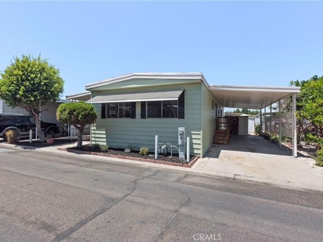 221 N El Camino Real 29