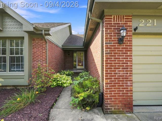 221 Sandalwood Drive