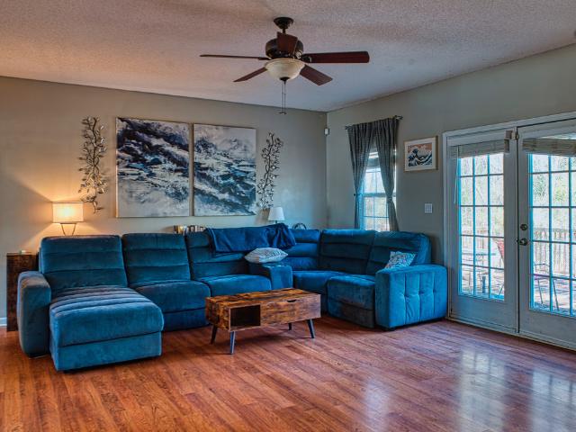 221 Pendleton Court
