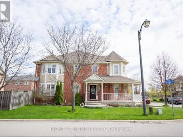 221 Prosser Circle, Milton, ON, L9T 0P6 house for sale | Listing ID W13629 | Royal LePage