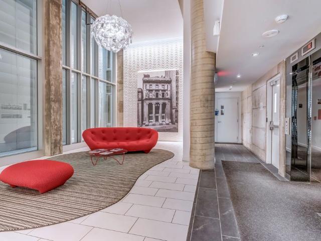 221 Rue St Jacques, Montréal Ville Marie, QC H2Y