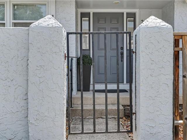 221 Woodbridge Lane
