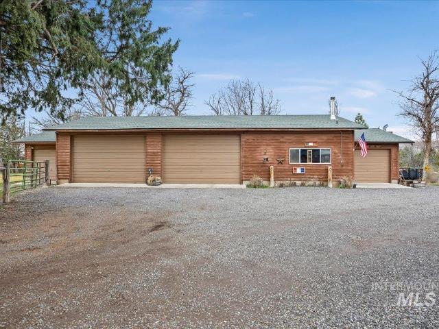 221 Willow