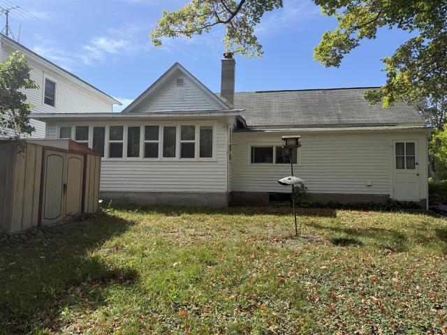 221 Winter Avenue