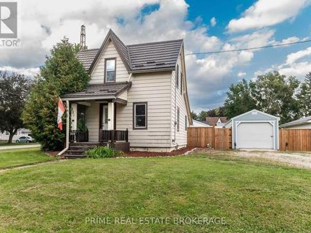 221 Third Street, West Elgin Rodney, ON, N0L 2C0 house for sale | Listing ID X13721 | Royal LePage