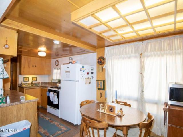 2224 DAISY Trail