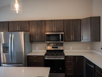 2224 Red Bird Ln, Fairmont, MN