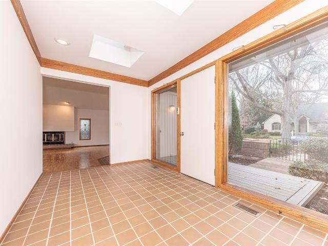 2225 Chaucer Court