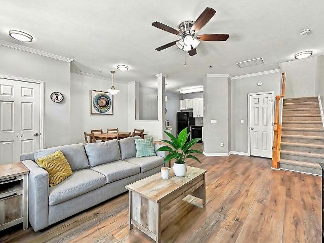 2225 Raven Road 104