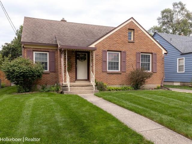 2226 College Ave SE, Grand Rapids, MI 49507