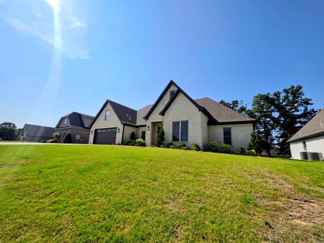2227 Addison Cove
