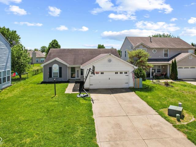 2227 Rolling Hill Court