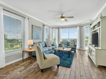 2228 Beach Drive