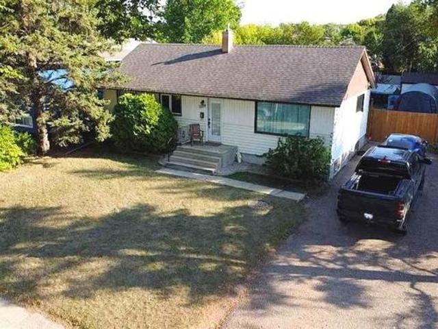 2228 Richmond Avenue, Brandon, MB, R7B 0T6 house for sale | Listing ID 202616 | Royal LePage