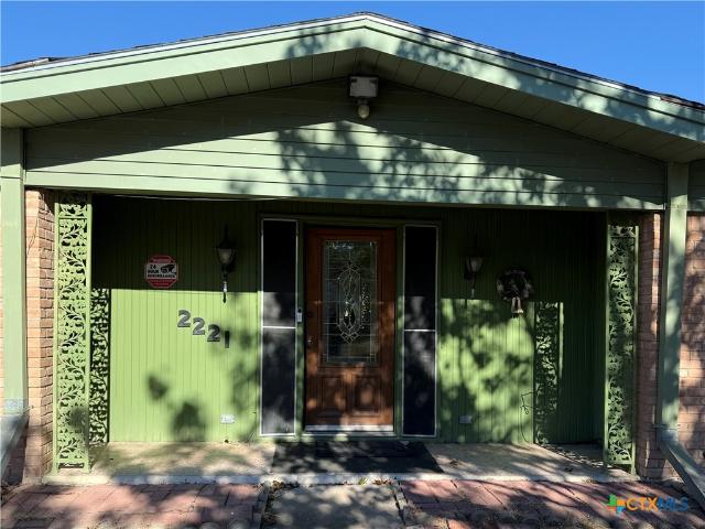 2221 Mcpherson Drive