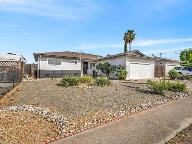 2221 Arata Way