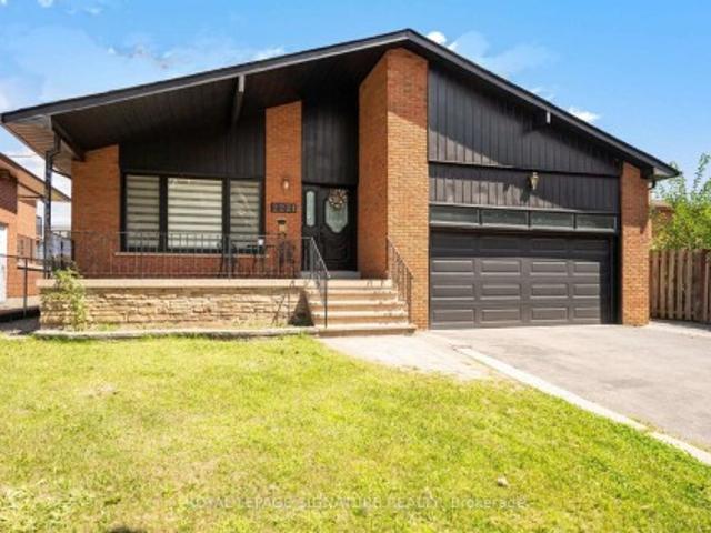 2221 Florian Road, Mississauga, ON, L5A 3Y9 house for sale | Listing ID W13809 | Royal LePage