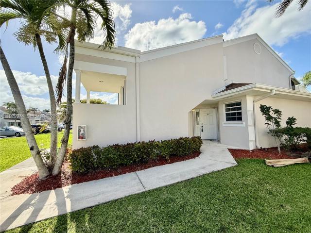2221 SE 27th Dr, Unit 106B, Homestead, FL 33035 | MLS #A11929