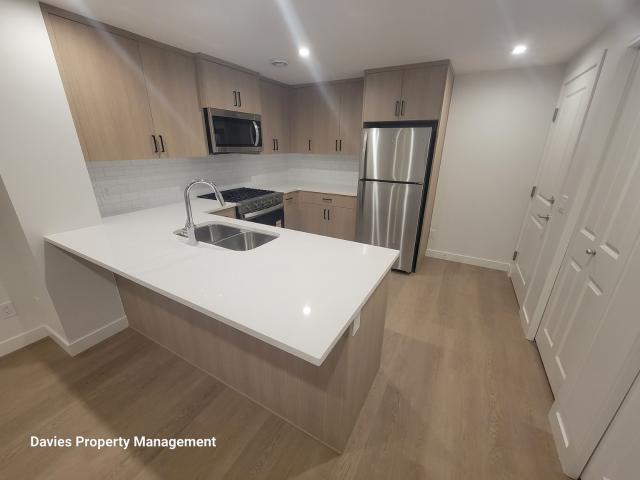 2222 Muckleplum Crescent SW BSMT Basement Unit Apartment for Rent