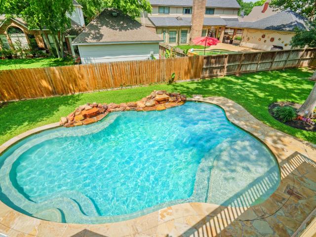 2222 Mossy Glen Court