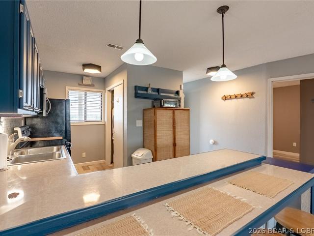 2222 Bittersweet Road 2C