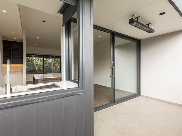 2/222 Chaucer Street ST KILDA