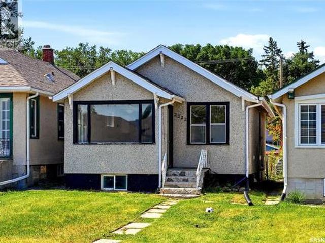 2222 Wallace Street, Regina, SK, S4S 3H4 house for sale | Listing ID SK046848 | Royal LePage
