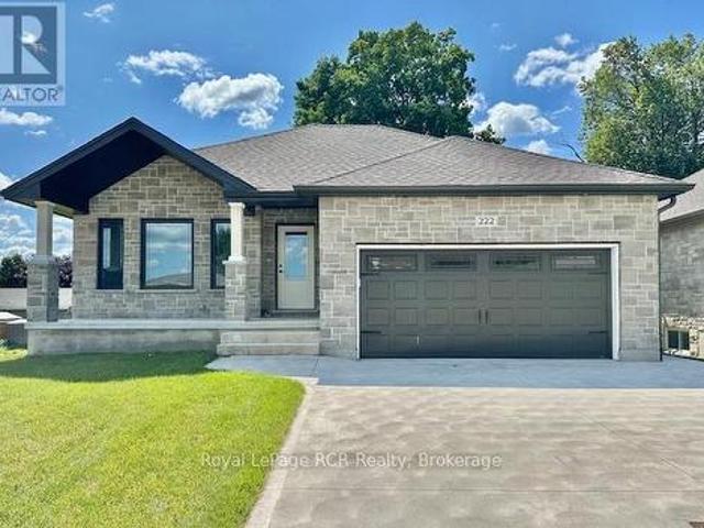 222 16Th Avenue Crescent, Hanover, ON, N4N 3V3 house for sale | Listing ID X12807 | Royal LePage