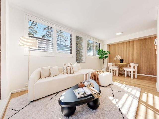 2/22 26 Jenkins Street, Cammeray