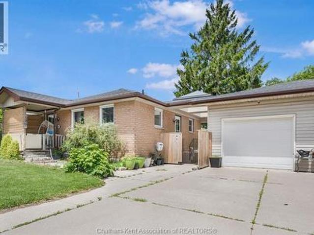 222 Catherine Street, Blenheim, ON, N0P 1A0 house for sale | Listing ID 26014 | Royal LePage