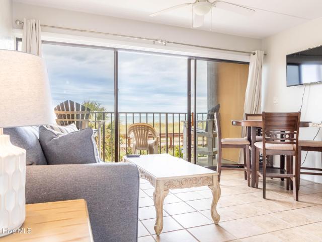 222 Carolina Beach Avenue N # Unit 112