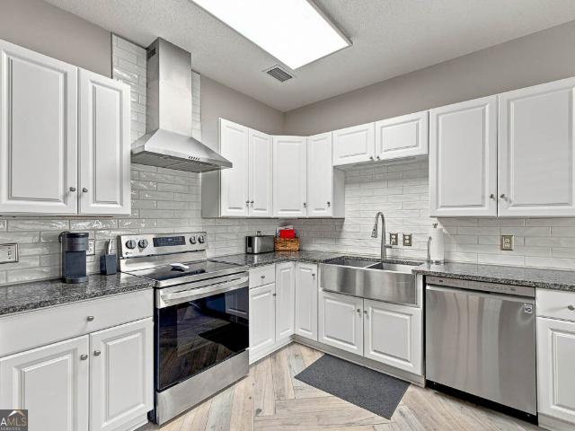 222 Circle Drive