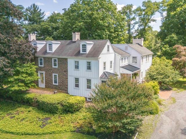 222 Aqueduct Road