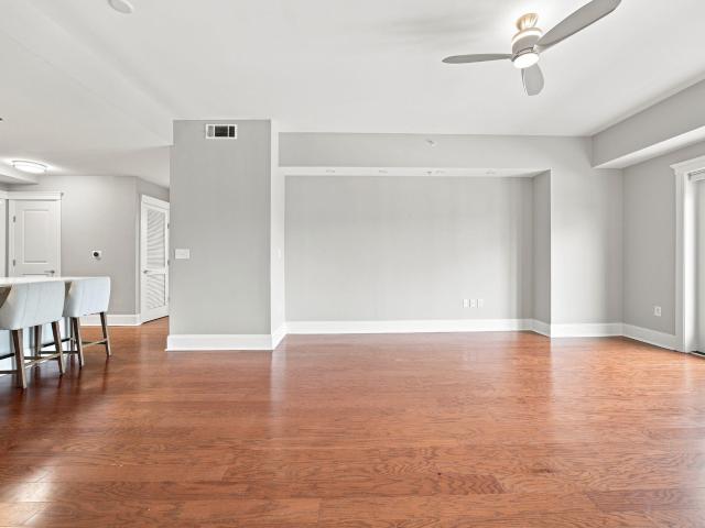 222 Glenwood Avenue 501