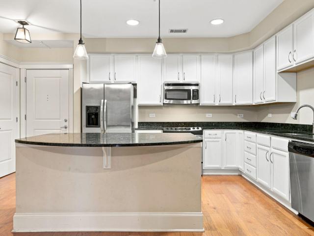 222 Glenwood Avenue 717
