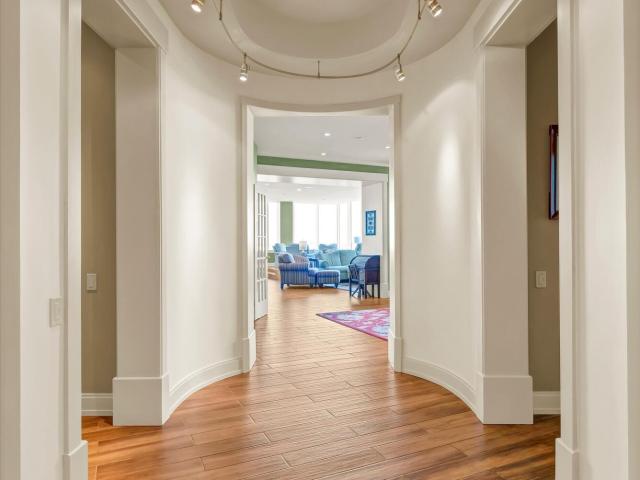 222 E Witherspoon St 1101