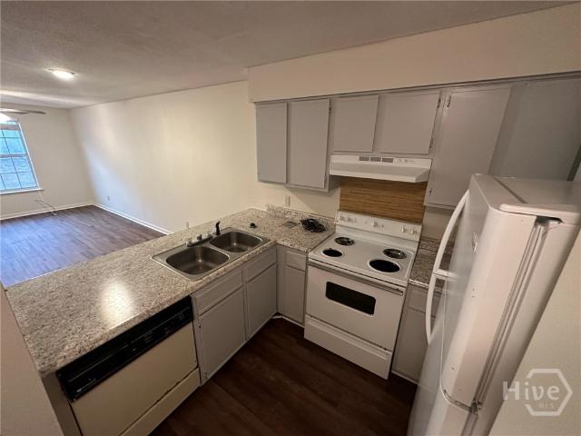 222 Lanier Drive 209