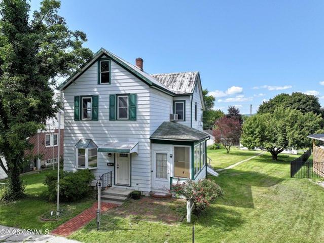222 Maple St, Mifflinburg, PA 17844