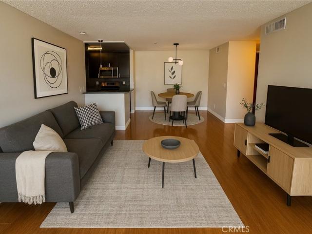 222 S Central Ave, Unit 214, Los Angeles, CA 90012 | MLS #WS25238
