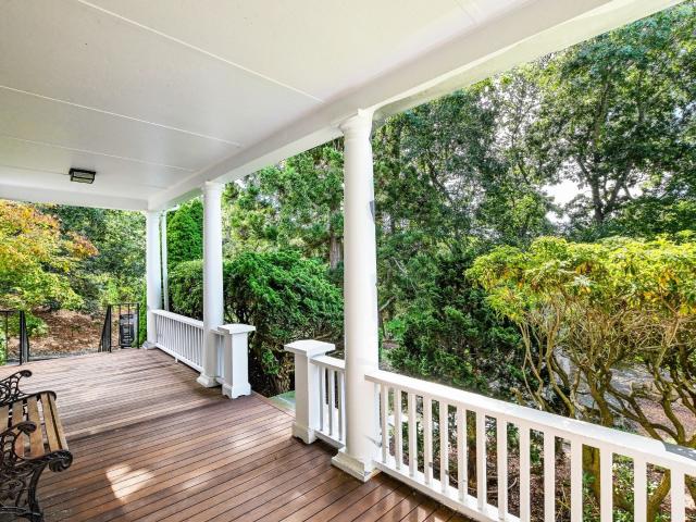 222 Sippewissett Rd