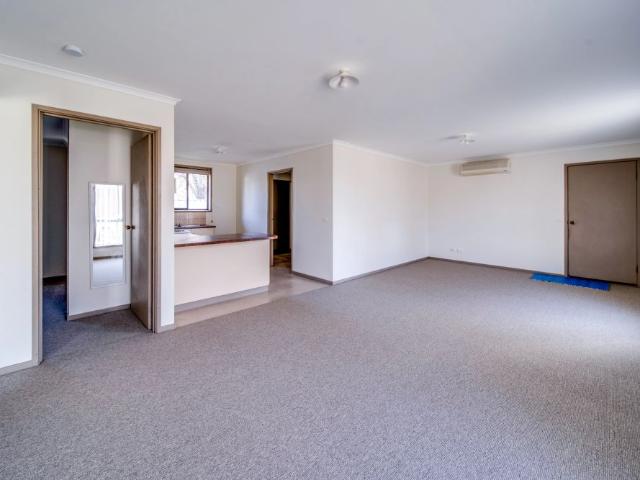 2/22 Springhill Drive