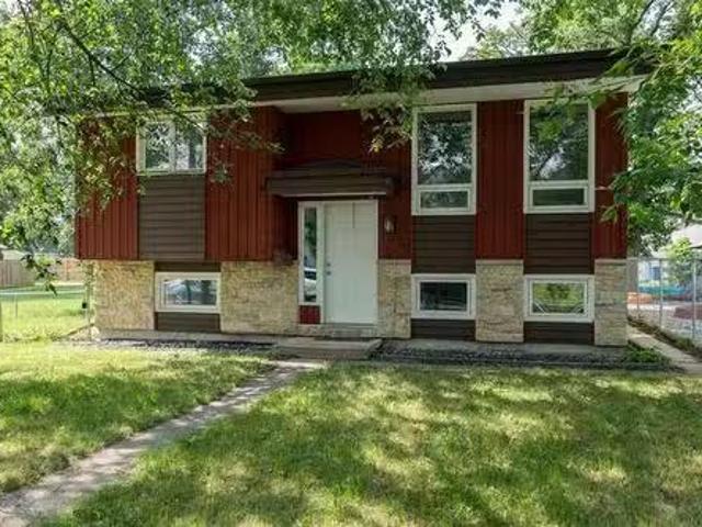 222 Poplar Ave, Winnipeg, MB, R2L 0J9 house for sale Listin.