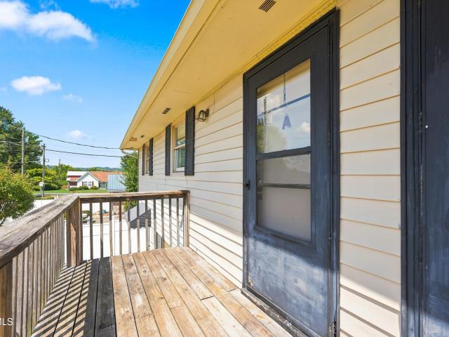 222 Riverview Drive