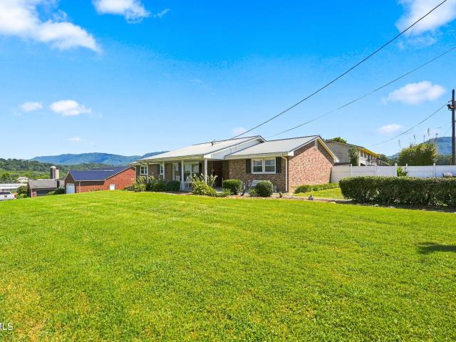 222 Riverview Drive
