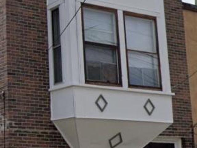 222 W Stephenson, Apt0 221 W Exchange