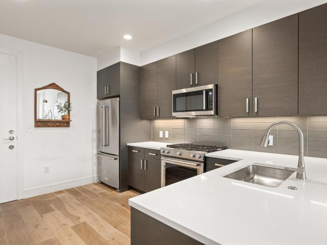 222 West Ave # 2507