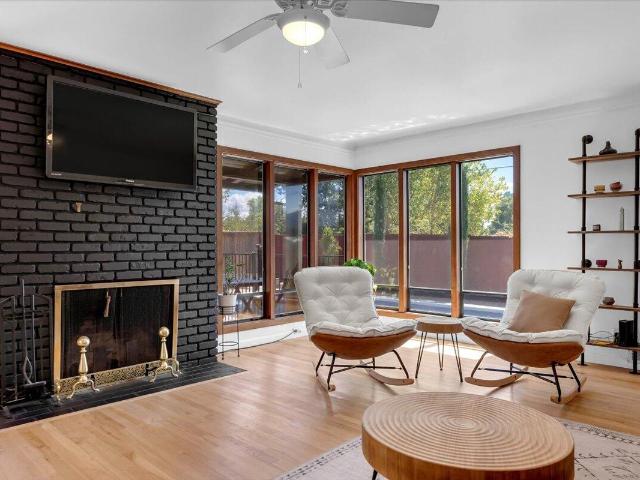 222 Treasure Drive