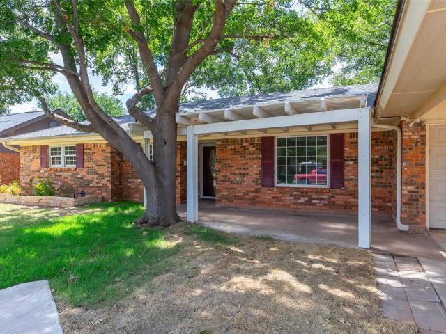 2234 Brentwood Drive