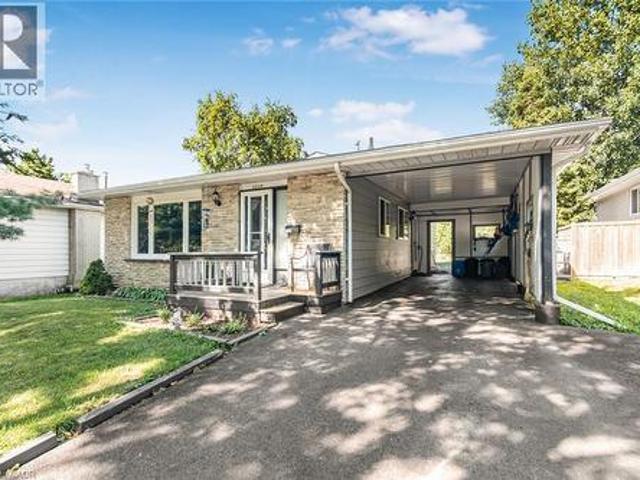 2234 Sheffield Drive, Burlington, ON, L7P 2X1 house for sale | Listing ID 40854 | Royal LePage